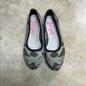 Jellypop Camouflage Ballet Flats size 9.5 NWOT